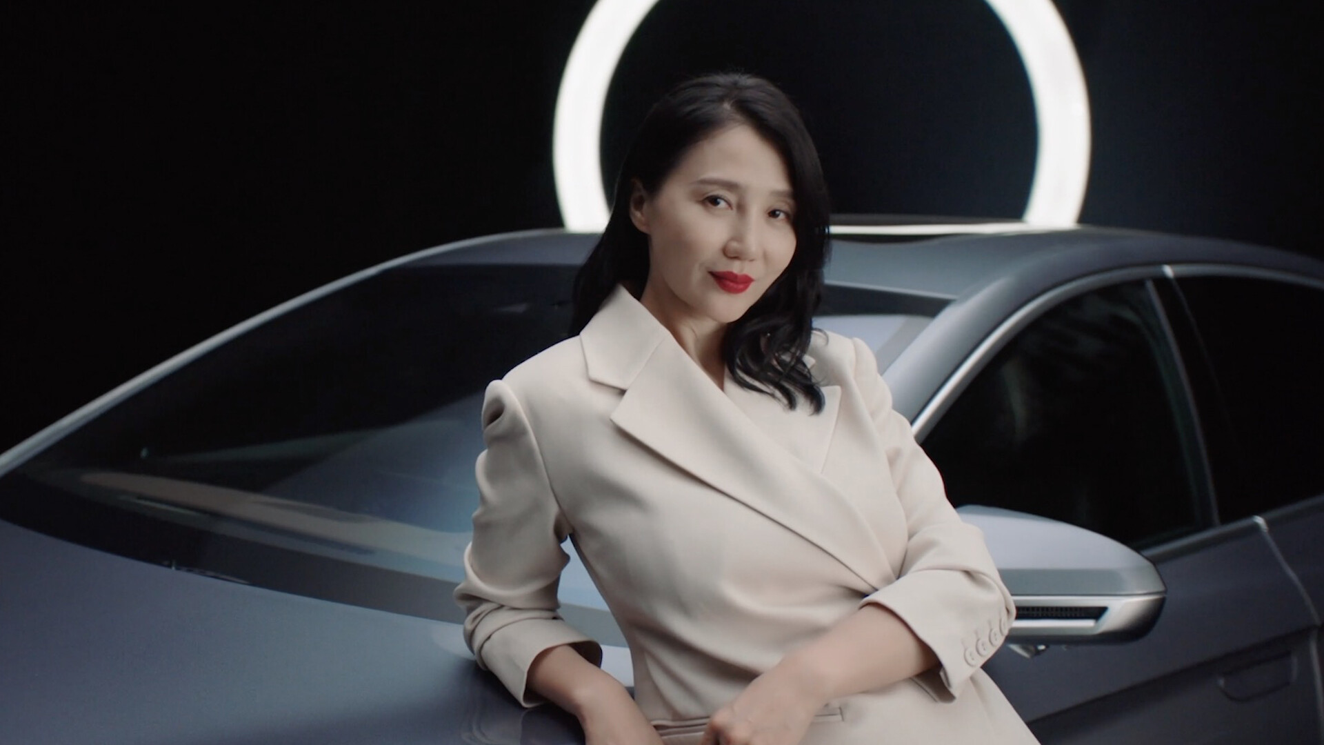 阿朵 | 尊龙凯时木兰荟首位女性挚友，新民族音乐人